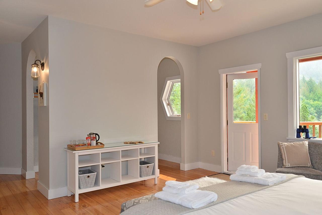 Sunshine Villa B&B Madeira Park Екстер'єр фото