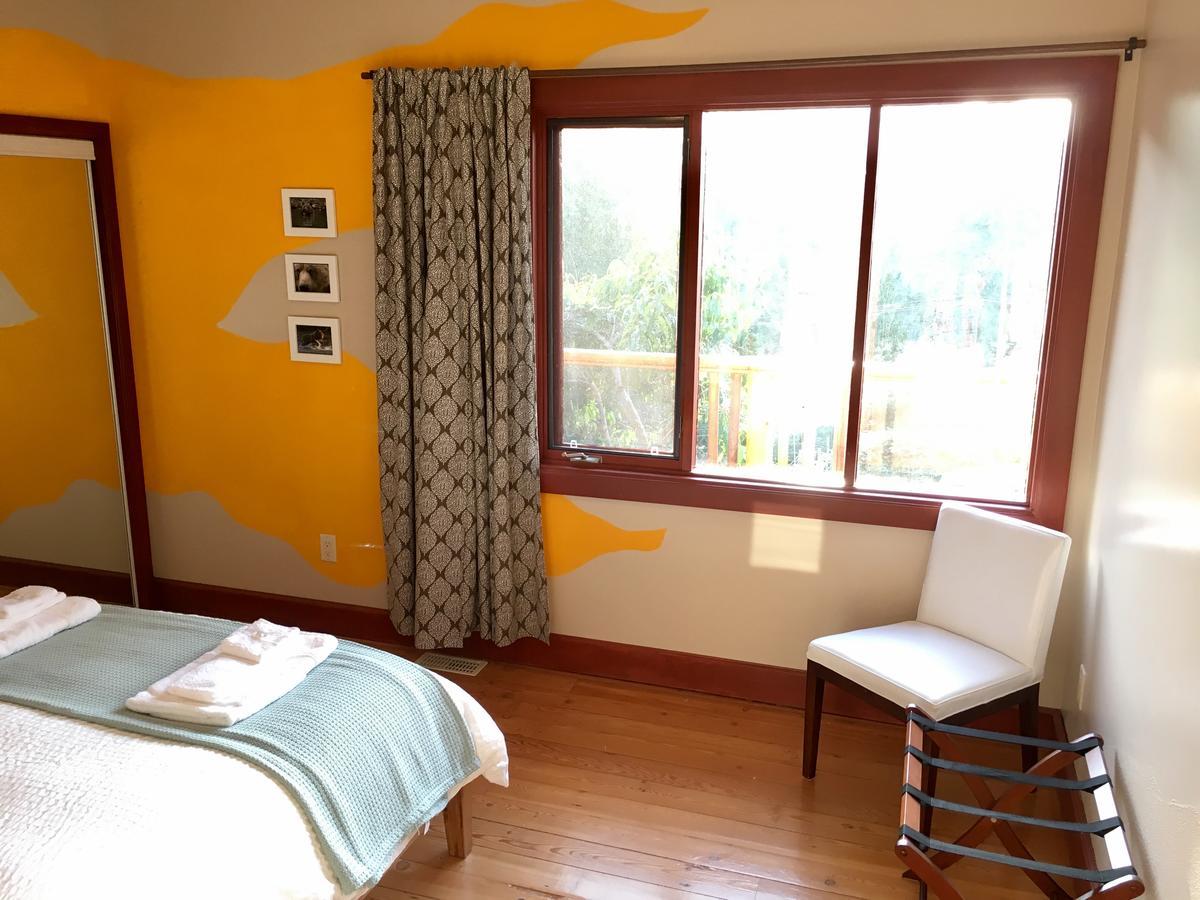 Sunshine Villa B&B Madeira Park Екстер'єр фото