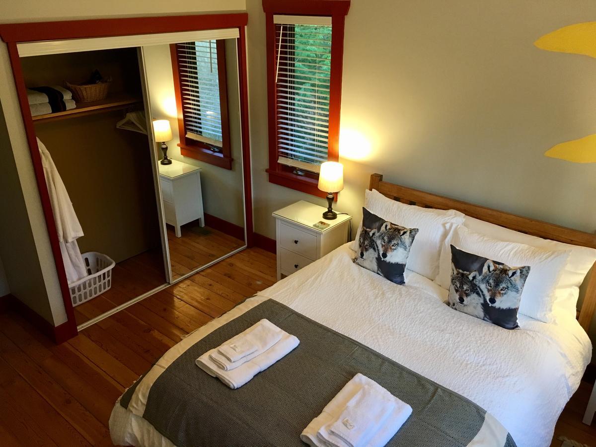 Sunshine Villa B&B Madeira Park Екстер'єр фото