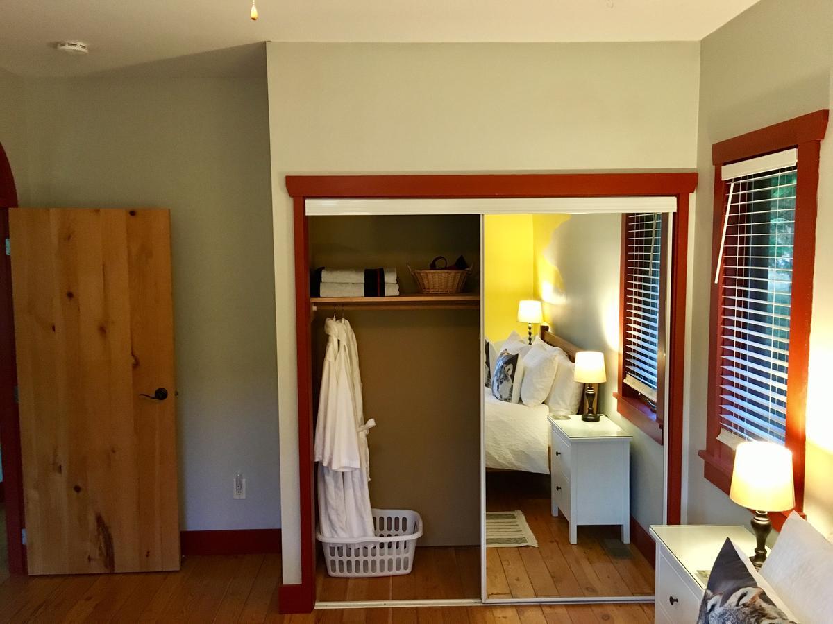 Sunshine Villa B&B Madeira Park Екстер'єр фото